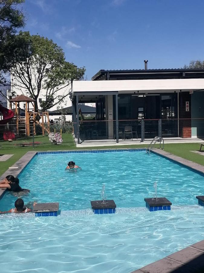 The Jade Somerset West Kaapstad Buitenkant foto